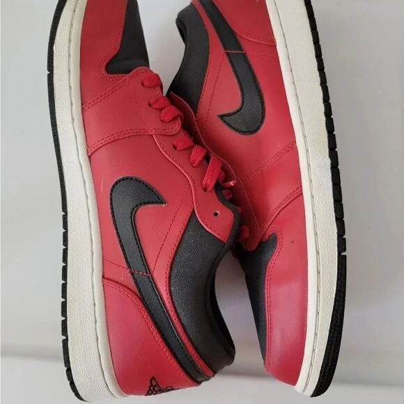 Jordan 1 Retro LowGym Red Black White 10.5 - Picture 12 of 15